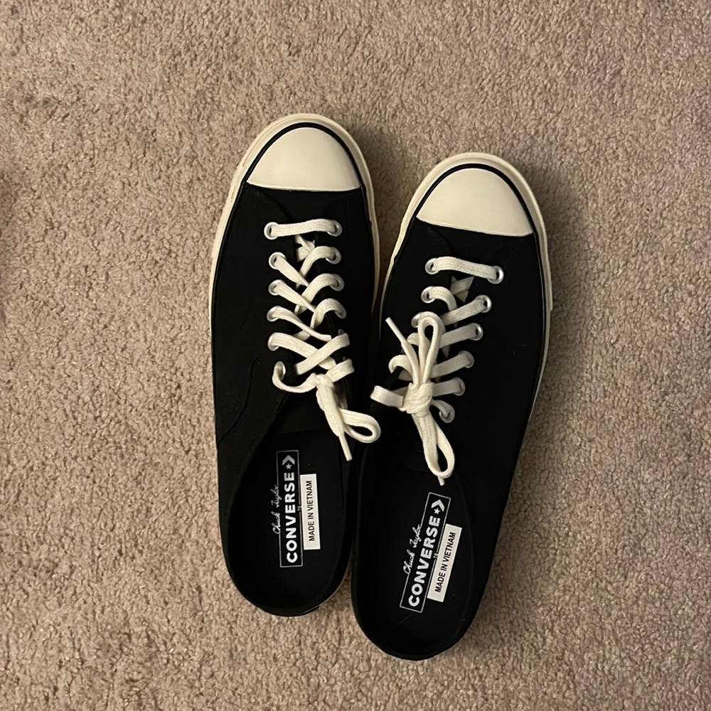 Brand new men’s converse chuck 70 mule.